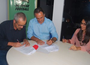 Christian Wacker, prefeito Luciano Cartaxo e Mariane Góes copy