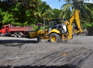 Limpeza Terreno em Valentina (3)