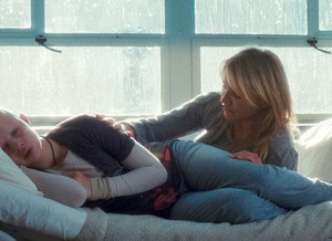 SOFIA VASSILIEVA as Kate and CAMERON DIAZ as Sara in New Line Cinema’s drama “My Sister’s Keeper,” a Warner Bros. Pictures release. The film also stars Abigail Breslin. PHOTOGRAPHS TO BE USED SOLELY FOR ADVERTISING, PROMOTION, PUBLICITY OR REVIEWS OF THIS SPECIFIC MOTION PICTURE AND TO REMAIN THE PROPERTY OF THE STUDIO. NOT FOR SALE OR REDISTRIBUTION.